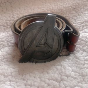 Marvel Avengers Logo Buckle Chestnut Brown Leather Belt - Size 32